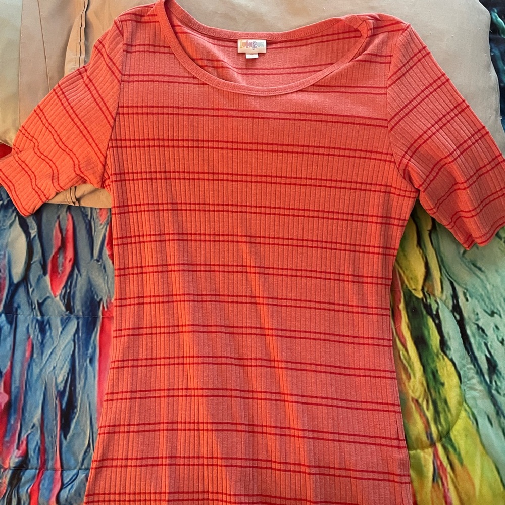 LuLaRoe sz medium shirt